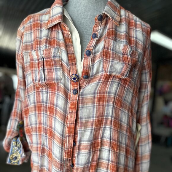 Aratta Plaid Mixed Media Button-Down Shirt Flannel - Picture 4 of 6